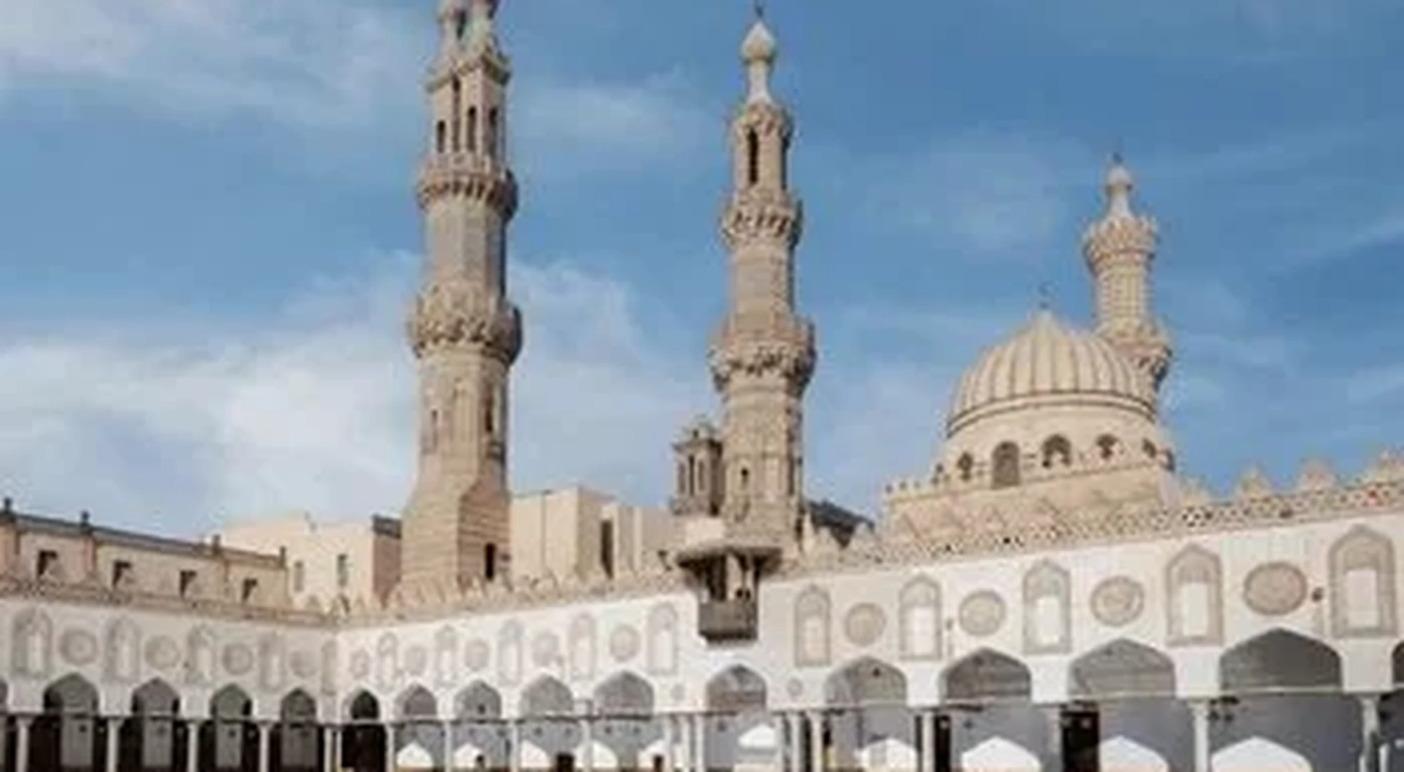 What To Wear In Egypt Today: Modest Clothing Tips For Temples And Cities