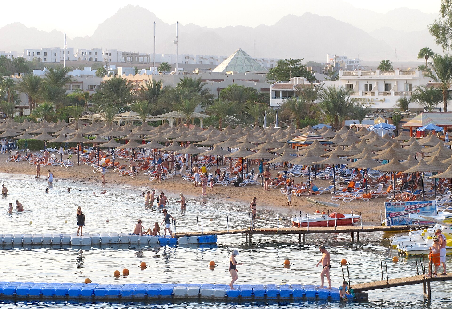 Sharm El Sheikh Travel Guide: Areas, Reefs, Weather and Day Trips